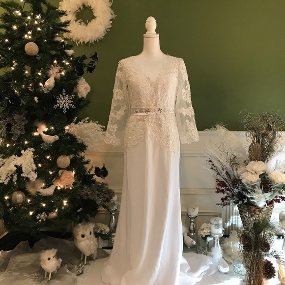 Dresses & Skirts - Formal evening gown